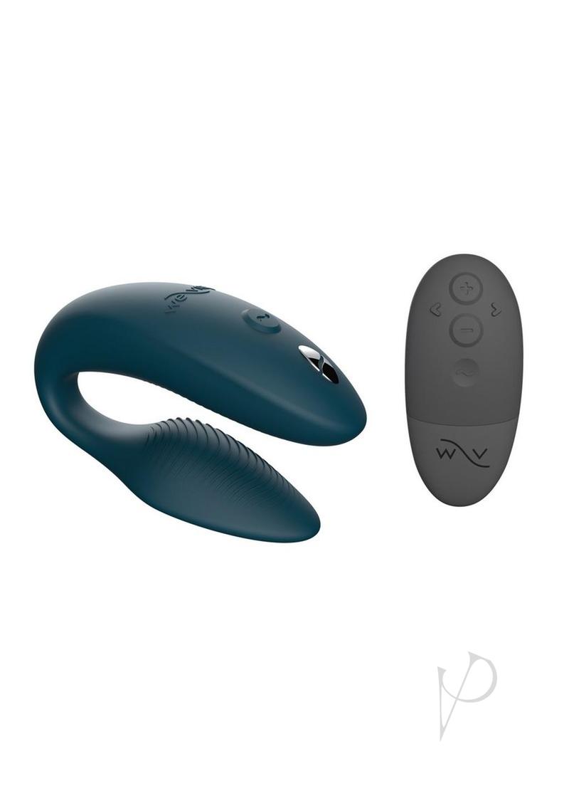 We-Vibe Sync Rechargeable Silicone Couples Vibrator with Remote Control - Green Velvet - Green